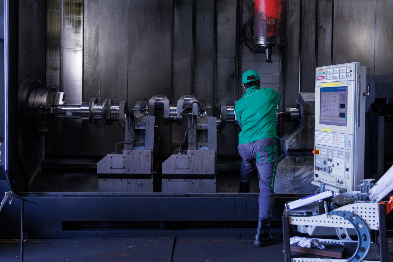 自動設備による加工04